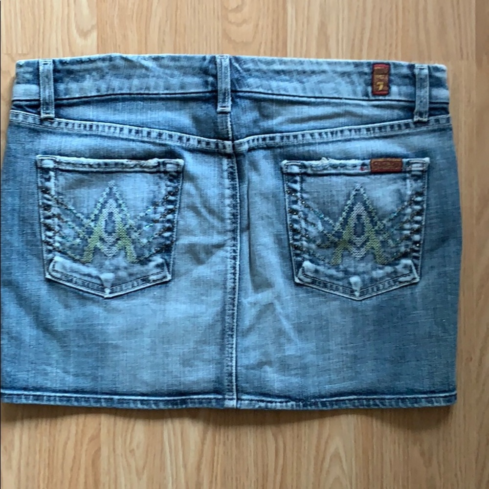 Mini skirt - Picture 2 of 5